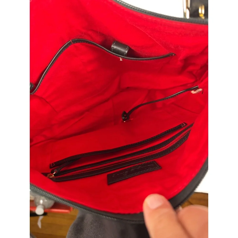 Dooney & Bourke good pre
